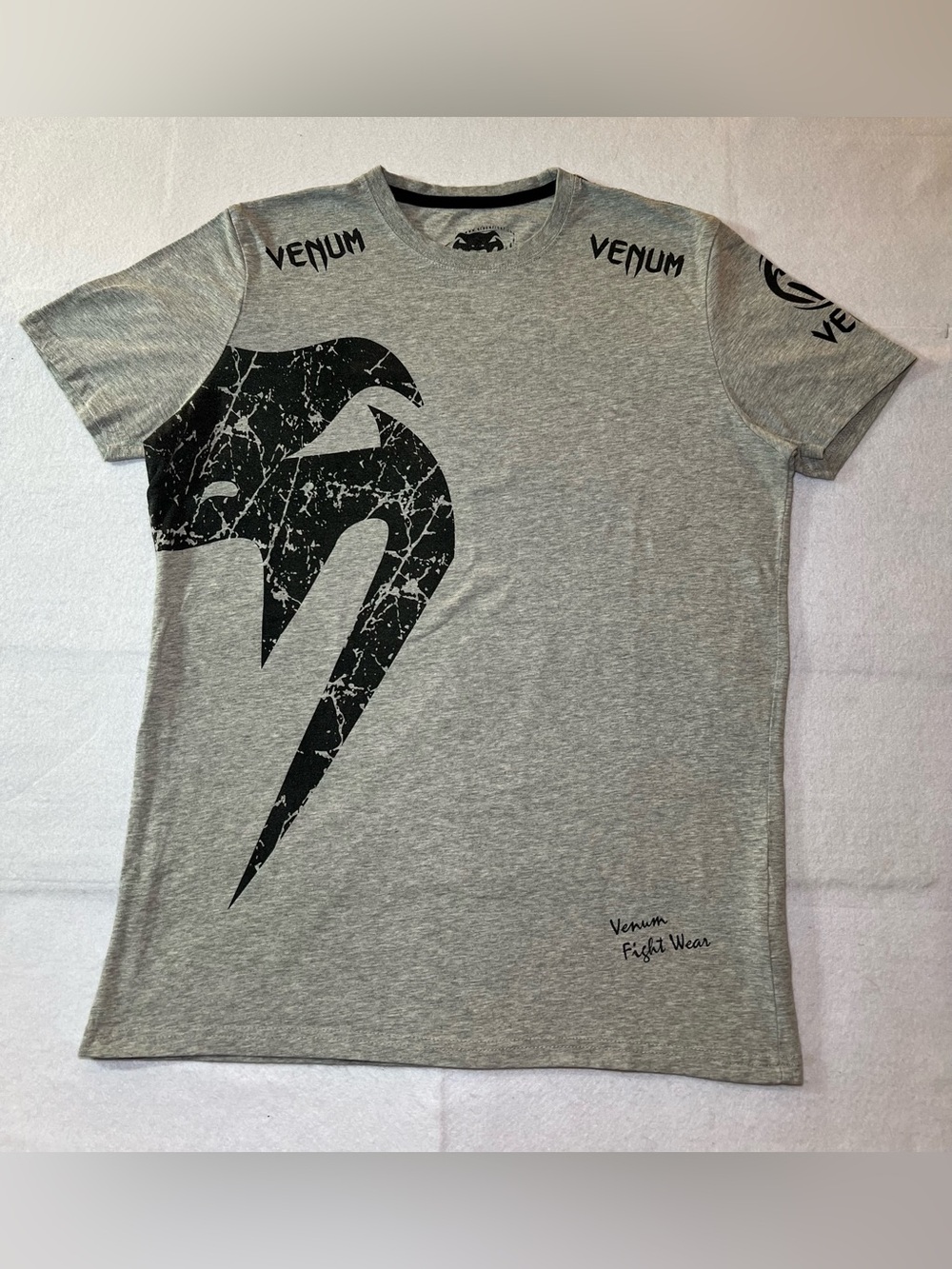 Venum Giant Men's Grey Black Snake Logo MMA Fightwear Muscle Fit T-Shirt,Medium